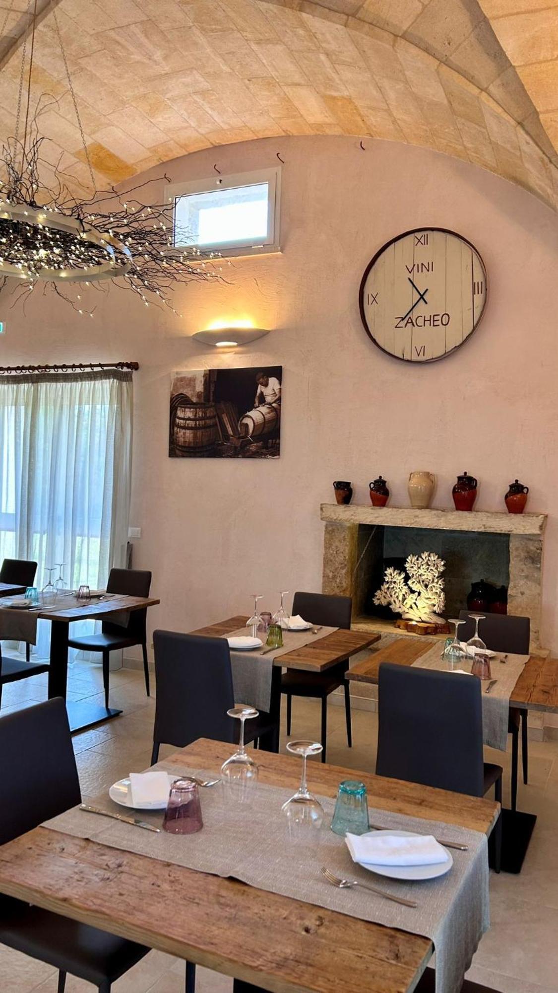 Relais Tenuta Campi Martano Luaran gambar