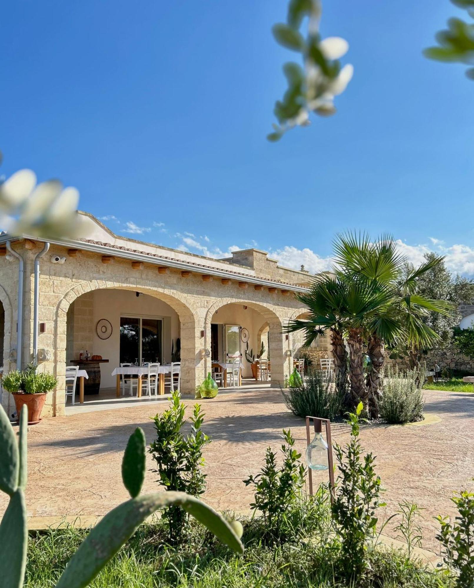 Relais Tenuta Campi Martano Luaran gambar