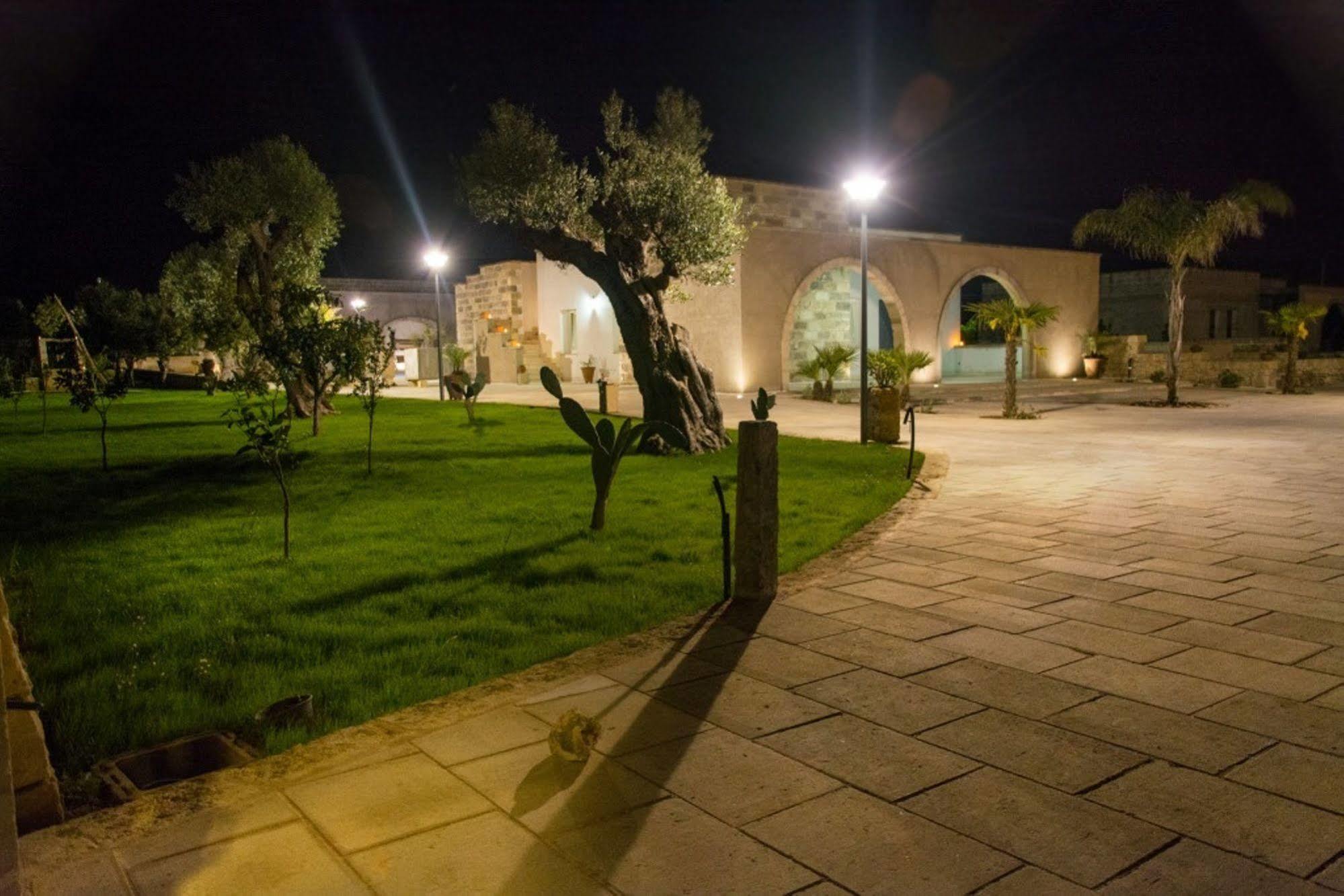 Relais Tenuta Campi Martano Luaran gambar