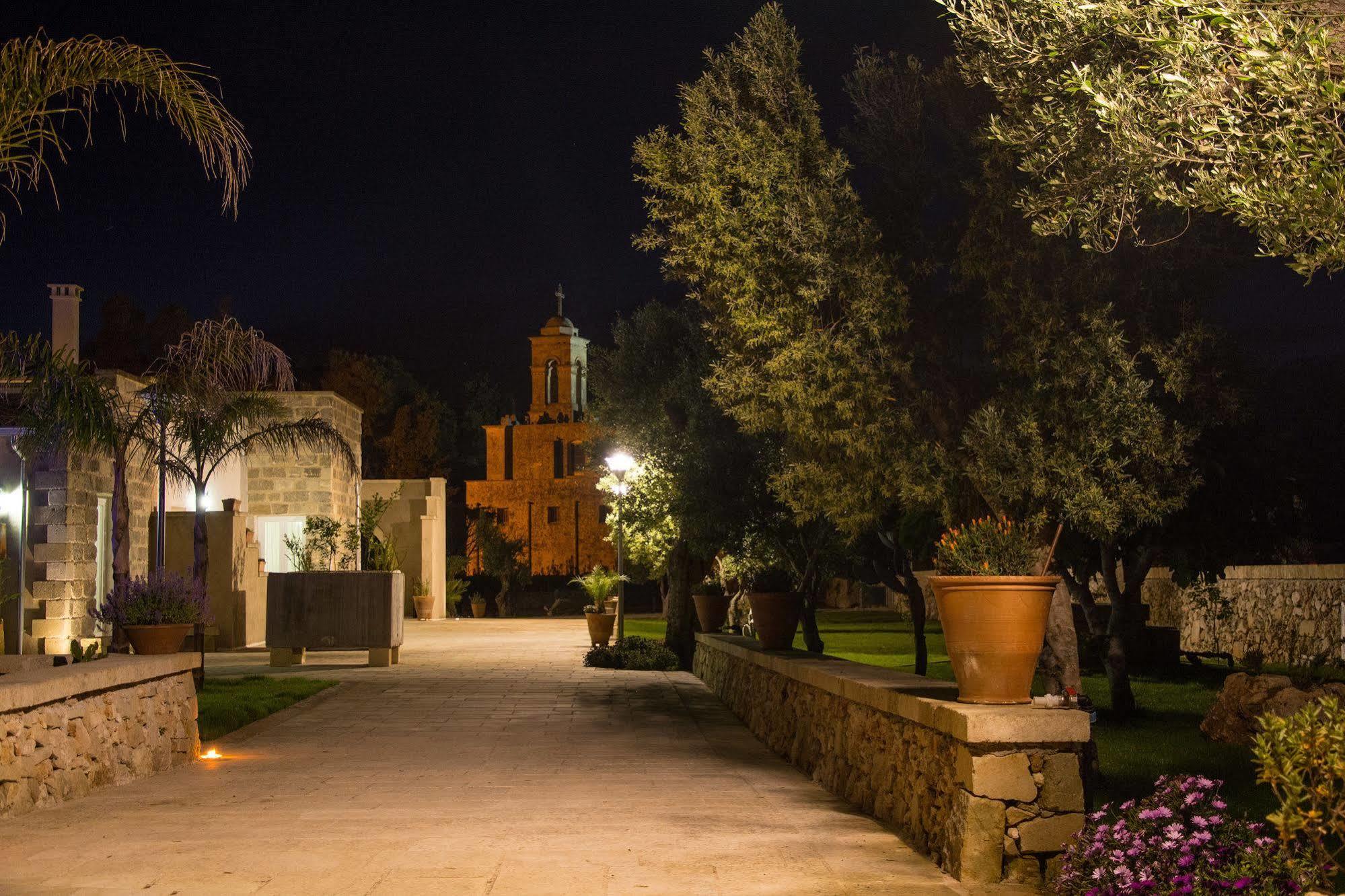 Relais Tenuta Campi Martano Luaran gambar
